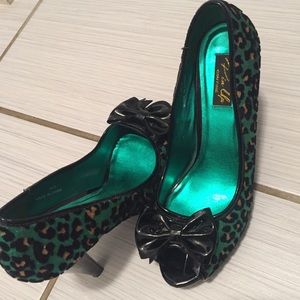Pin up heels in leopard